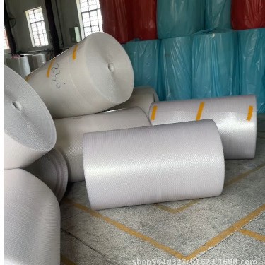 Bubble Film Manufacturer Directly Sells Bubble Composite Pearl Cotton Bubble Pads from Shanghai Factory. Free Delivery Available from 500kg