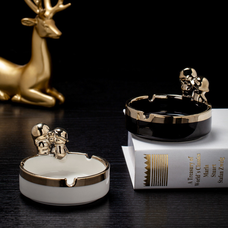 Picture of Ceramic Ashtray for Home Use, Cute, High-End, Light Luxury, Simple, Hotel Business Style, Simple Ashtray, Creative Ashtray