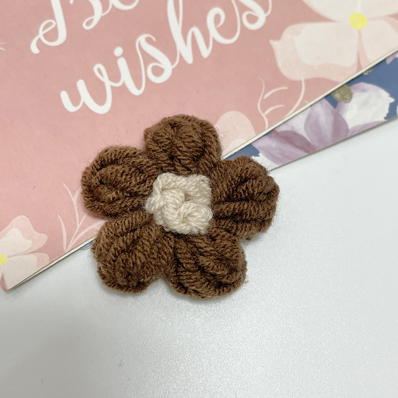 Picture of DIY Hand-Woven Wool Flowers Milk Cotton Crocheted Puff Flowers Ready-Made Clothing Accessories Accessories Manufacturer Wholesale