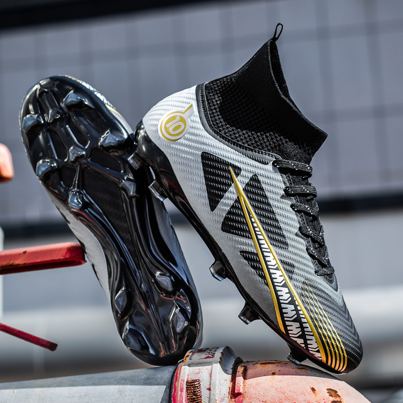Cross-border wholesale World Cup thorn 13 Messi high-top football shoes spikes students broken nails women's training sneaker generation