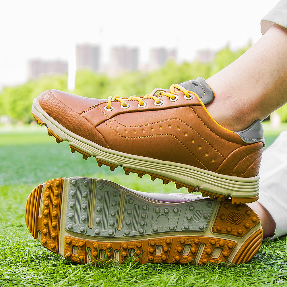 Picture of Le Chuang THESTRON New Studless Golf Shoes Men's plus size Golf Training Shoes