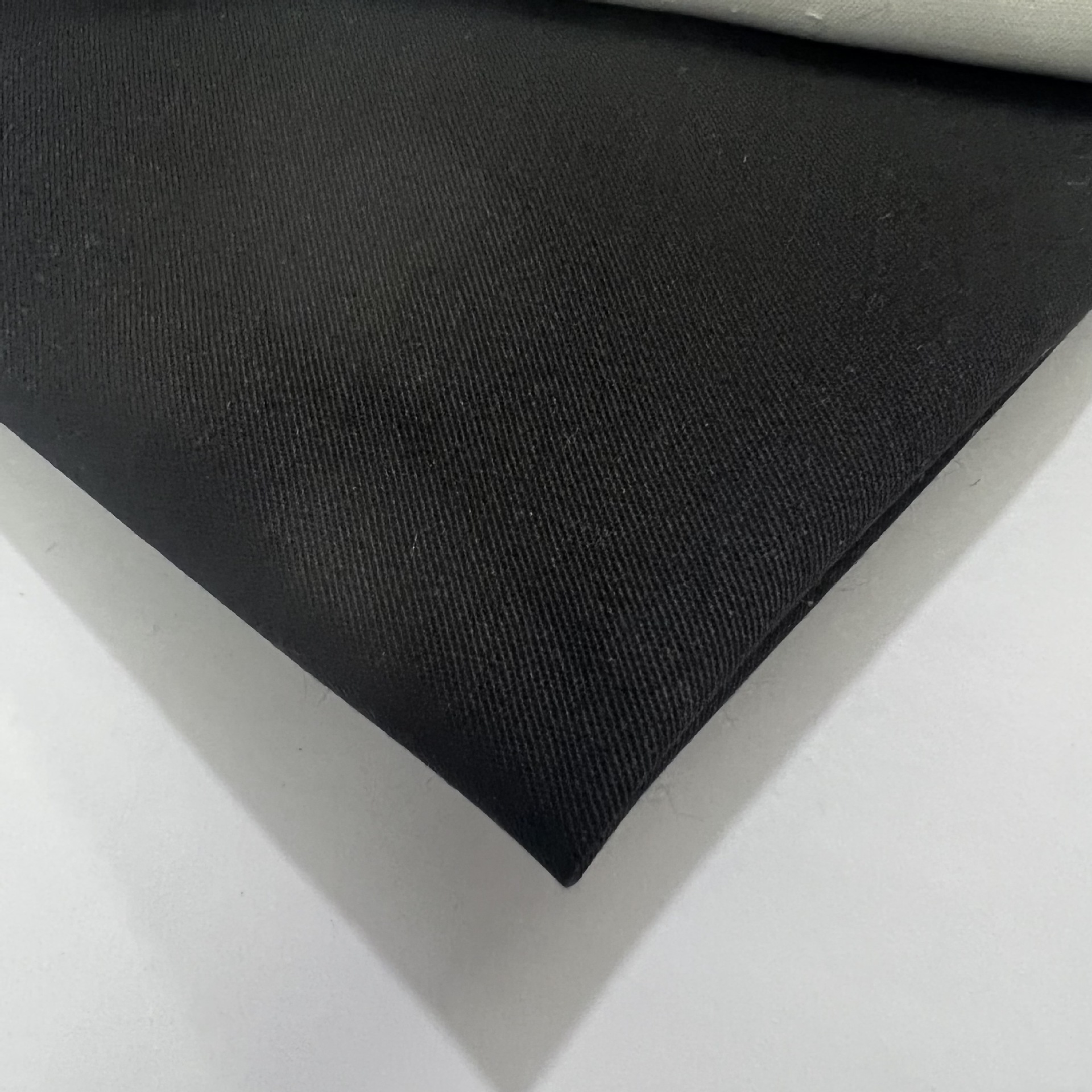 Polyester cotton fine twill 13070 black tooling handbag clothing shoe material lining fabric
