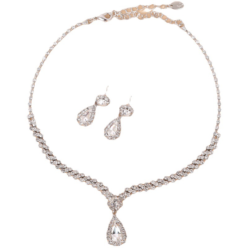 Diamond Tassel Necklace Earrings Two-piece Set Women's Light Luxury Elegant Niche All-match Collarbone Chain Fashion Bridal Jewelry