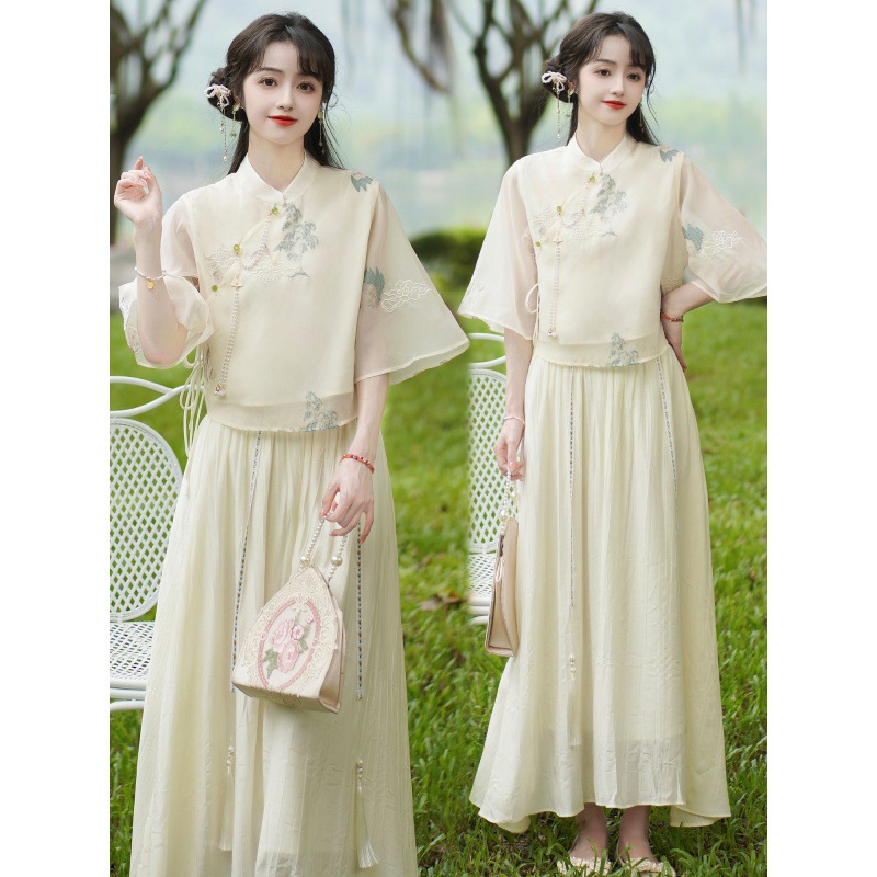 Picture of Summer New Women's Embroidered Seven-point Sleeve Collar Retro Artistic Shirt Top