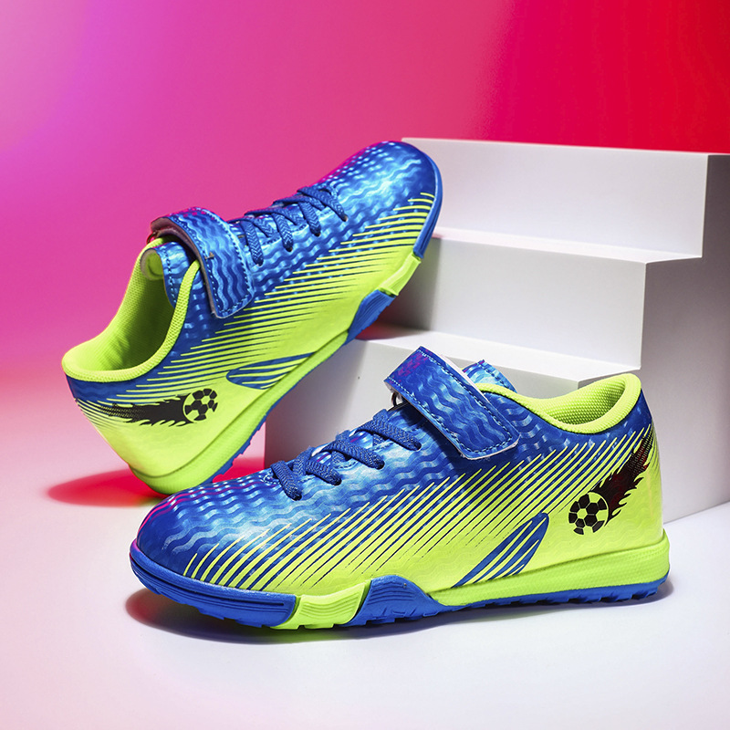2025 Cross-Border New Children's Football Shoes for Primary School Boys and Girls with Velcro Casual Game Sports Shoes