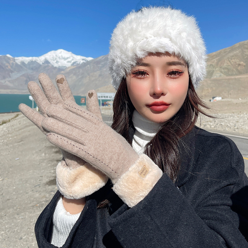 Picture of Winter Warm Cashmere Gloves Women's Outdoor Cold-proof Windproof Thickened Knitted Touch Screen Slimming Wool Gloves DY35