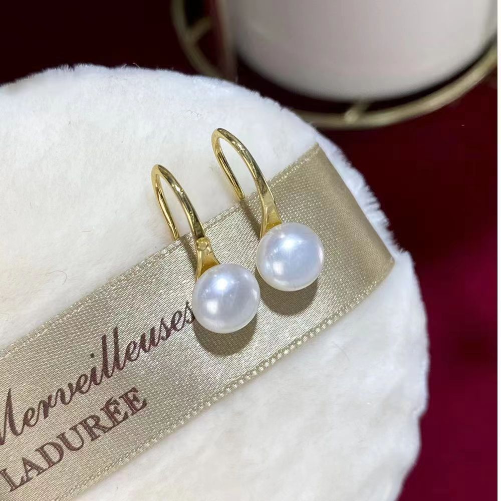 Picture of Natural Freshwater Pearl Close Round 3-5mm Earrings Ear Hook French Retro Personalized Gift Cheongsam S925 Silver Needle Luxury