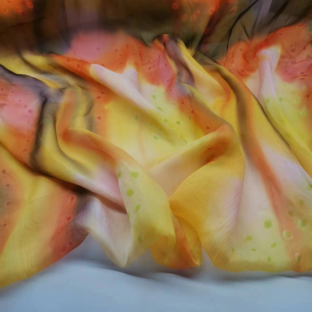 Gradient Silk Mulberry Silk Smooth Wrinkled Fabric 6mm Narrow Fashion Silk Fabric
