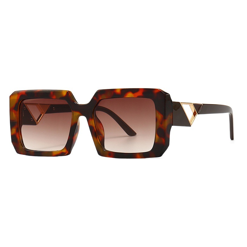 Foreign trade cross-border explosions sunglasses men's European and American street photography ins net red model square sunglasses female 982-1
