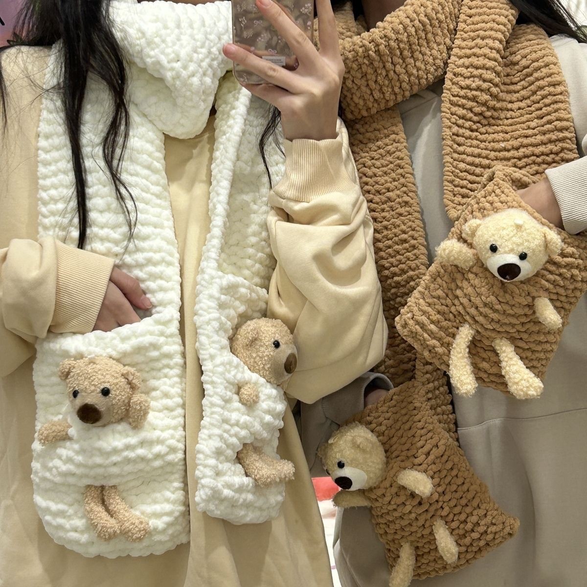 Hand Knitted Pocket Bear Scarf Material Bag DIY Scarf Artifact Thick Wool Hand Knitted Scarf for Male and Female Friends
