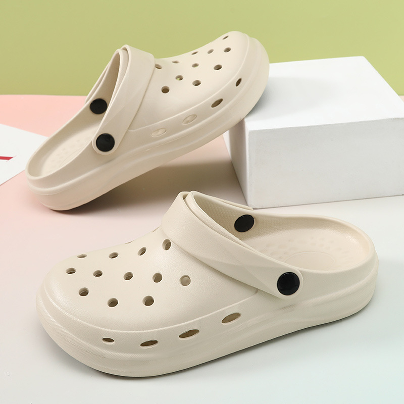 2024 New Summer Hole Shoes Eva Deodorant Women's Outer Wear Wear-resistant Non-slip Height-increasing Fashionable Shit-feeling Sandals and Slippers