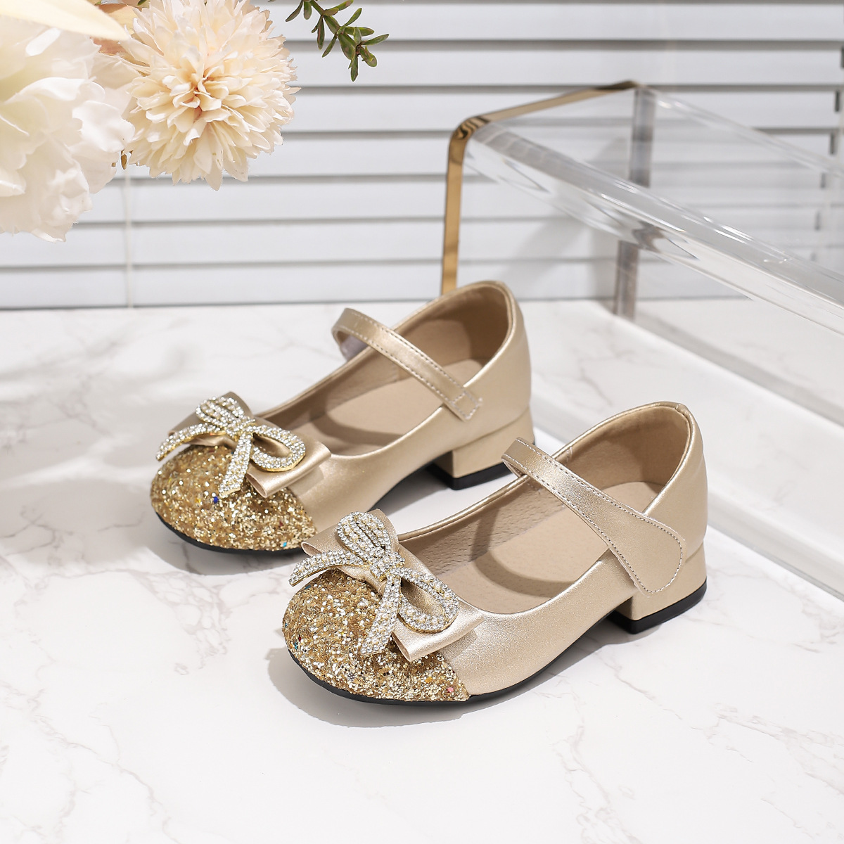 Girls' Leather Shoes Princess High-heeled Shoes 2025 New Chun Er Children's Shoes Super Fiber Crystal Baby Peas