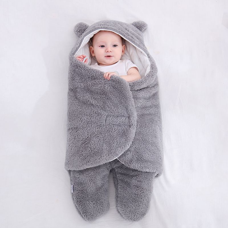 Picture of Coated Baby Newborn Baby Sleeping Bag Anti-Scare Swaddling Baby Supplies for Newborn Baby in Autumn and Winter