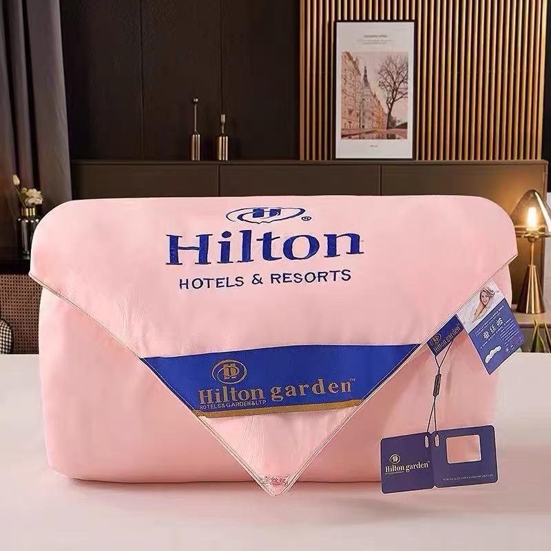 Picture of Hilton Hotel Mulberry Silk Quilt Gift Box Spring Autumn Winter B&B Quilt Core Group Purchase Gift Quilt Wholesale