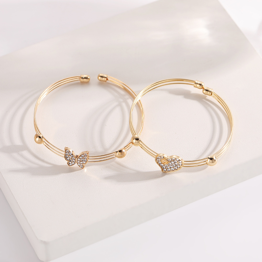 Picture of Cross-border new temperament personality butterfly jewelry suit creative love necklace ring bracelet jewelry suit wholesale