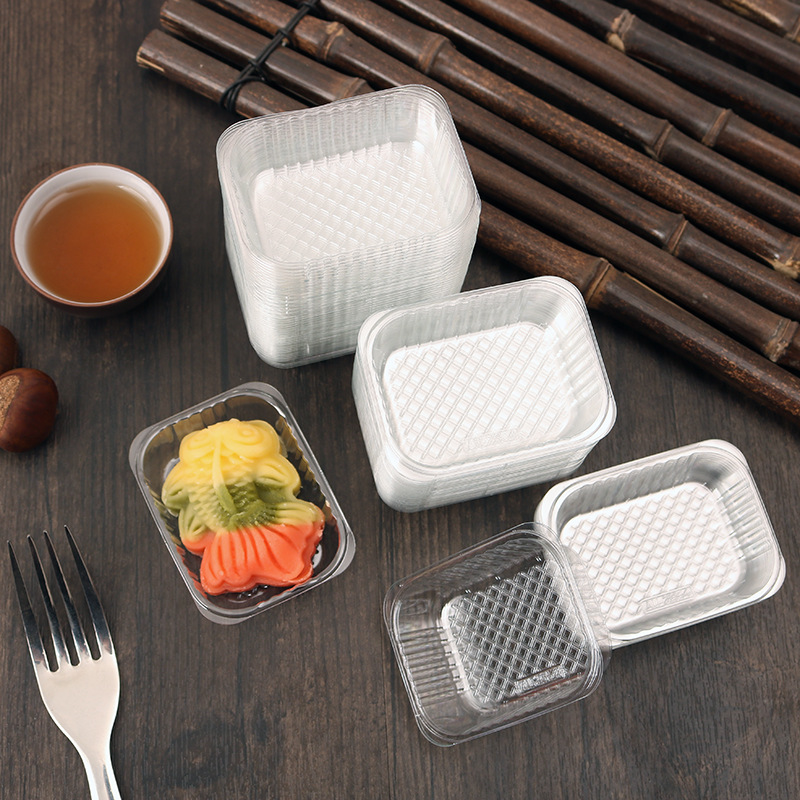 Factory wholesale PET thickened transparent moon cake mung bean cake pineapple cake souffle square inner tray 50g125g
