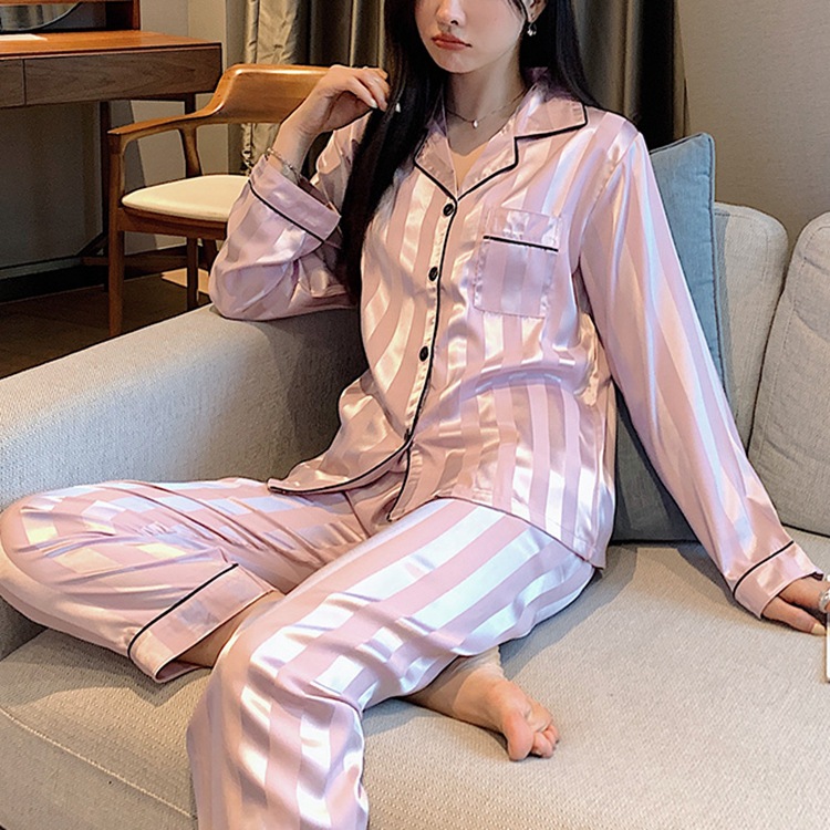 Picture of ins Cyber Celebrity Lace Long-sleeved Simple Black Spring and Autumn Long-sleeved Trousers Cardigan Pajamas Women's Sweet Loose Home Clothes