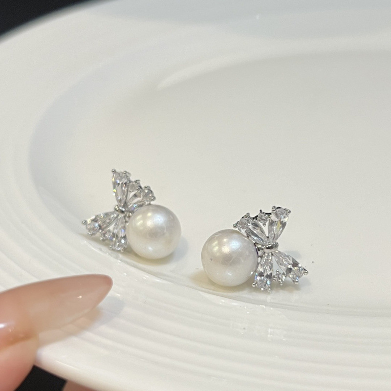 Bow Earrings with Gold Crystal Bow Earrings 10-11mm Edison Slightly Imperfect Freshwater Pearls