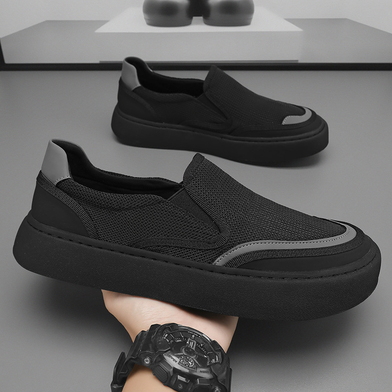 Canvas Men's Shoes 2025 New Summer Thin Casual Versatile Black Sneakers Men's Slip-On Lazy Cloth Shoes for Men