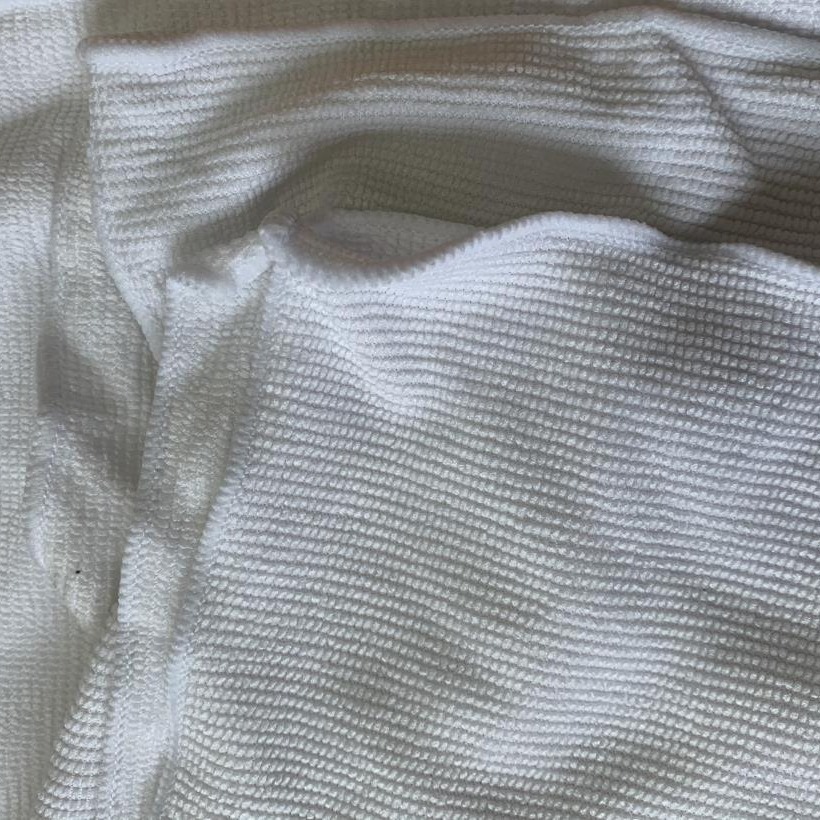 Picture of Microfiber Towel for Wiping Cars and Machines, Absorbs Water and Oil, Quick-Drying, Stain Removal, Machine Washable, Absorbent and Quick-Drying
