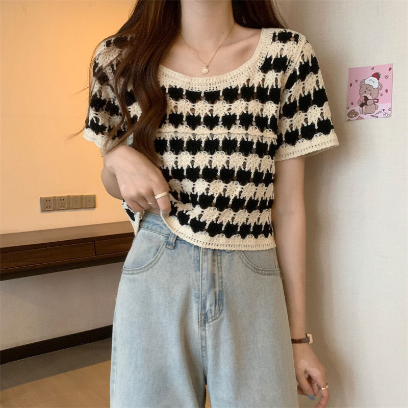 Picture of Summer 2023 New Hollow Crochet Sweater Small Slim-fit Loose Short-sleeve Ethnic Style Top Women's All-match