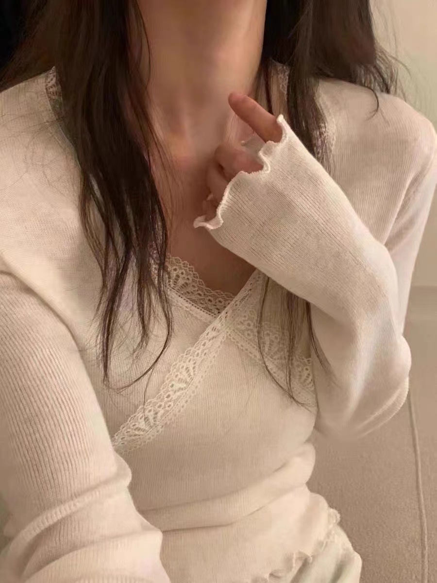 White Lace V-Neck Long-Sleeved Sweater Women's Autumn and Winter Slim-Fit Sweater Inner Base Shirt Short Top