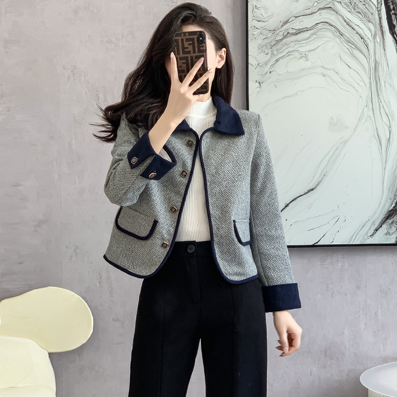 Real Shot of Autumn Clothing for Women, New High-End Jacket, Small Design, Niche Female, Small Fragrant Style, French Short Outwear for Women