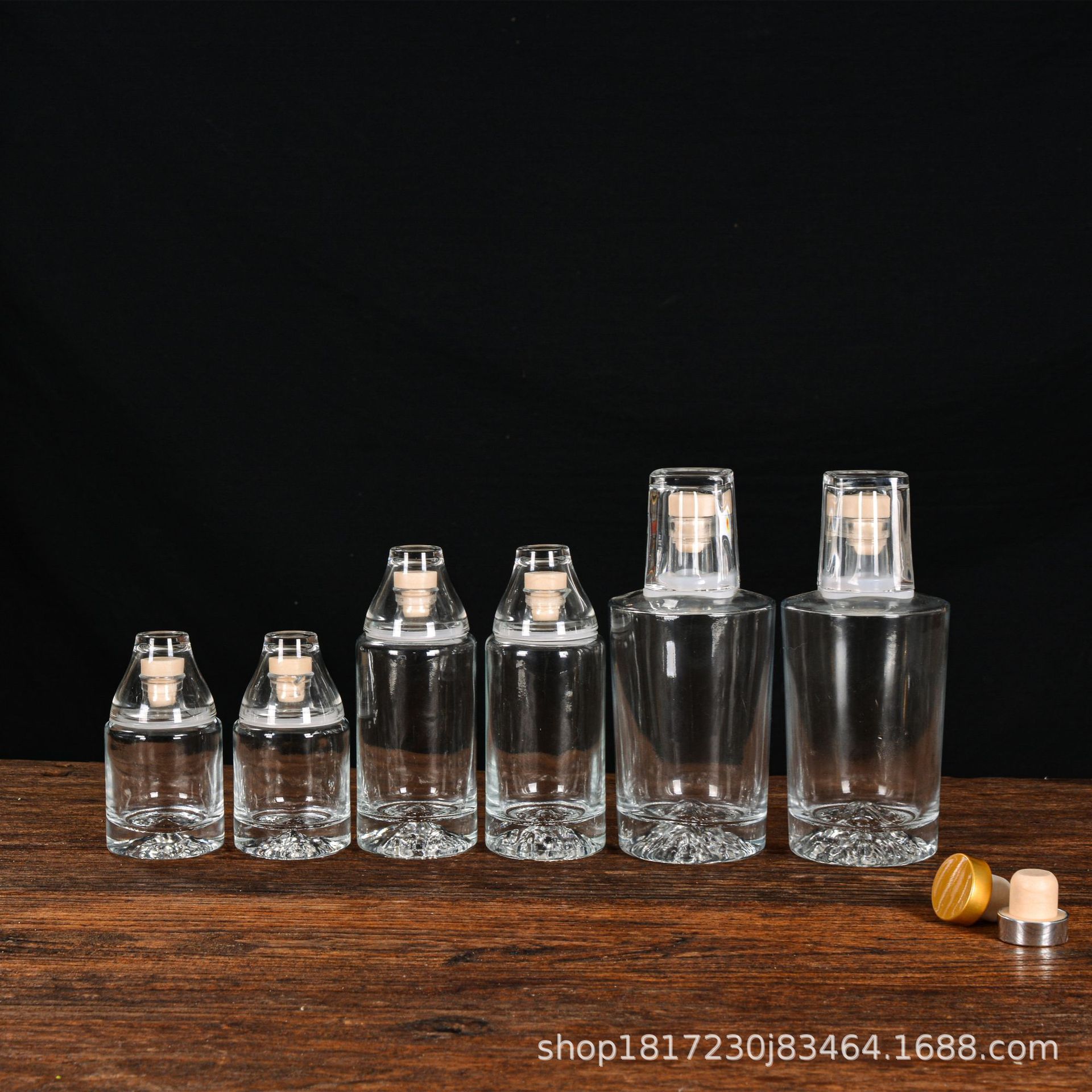 Picture of Creative Style Glass Small Wine Bottle Homemade 0.1kg Empty Bottle Sub-Bottling Fruit Wine Label Glass Wine Bottle Liquor Bottle