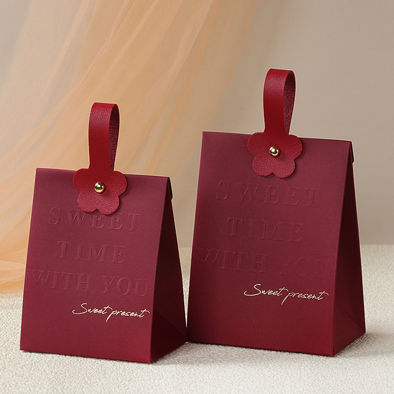Picture of Wedding Candy Box 2025 New High-End European Style Wedding Satchel Wedding Candy Bag Engagement Candy Packaging Box Empty Box