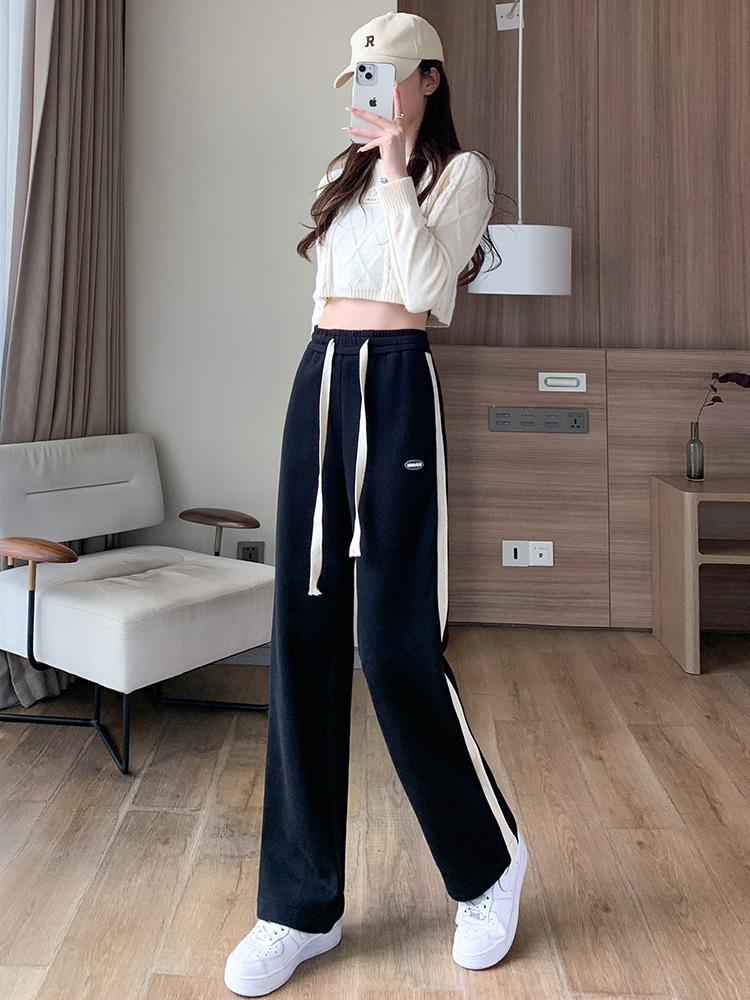 Picture of Junior high school student casual sports pants women 2023 autumn and winter New High waist fleece-lined wide leg pants small straight sweatpants