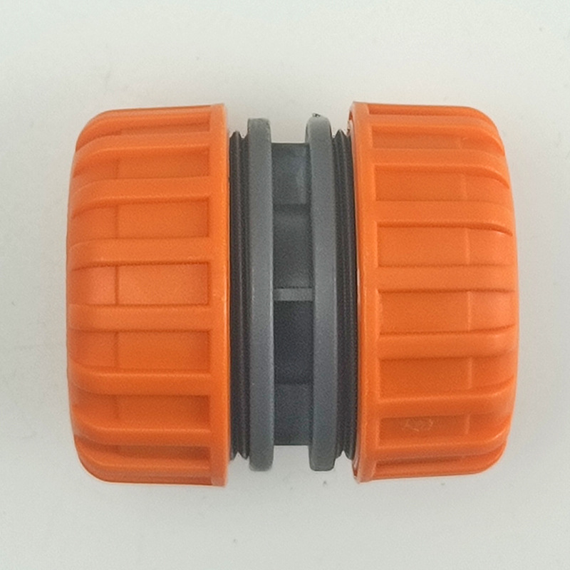 Picture of 4/6 minute 1 inch repair connection extension connection plastic hose quick transfer connection water pipe extension repair extension pipe joint