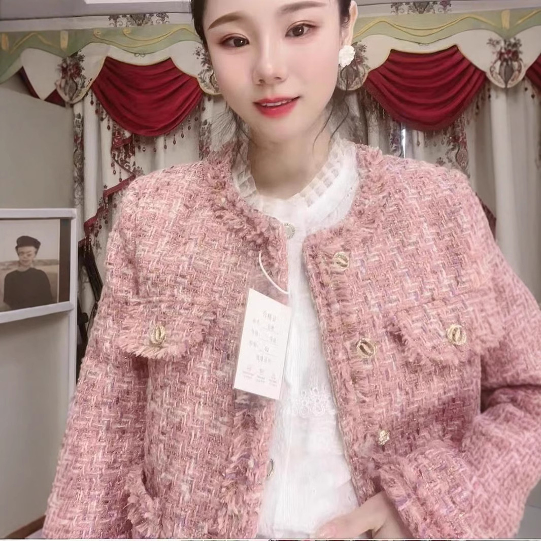 Picture of Pink Chanel-Style Thick Padded Coat for Women, Quilted, Autumn and Winter 2025 New Model, Elegant and Sophisticated Tweed Cotton Jacket for Ladies