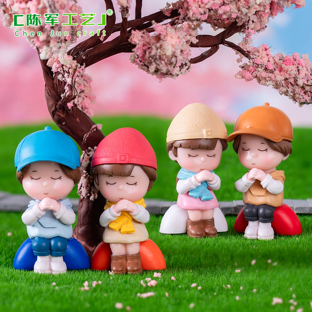 Micro landscape creative wish couple boys and girls doll hand-made blind boxed jewelry accessories car desktop small ornaments