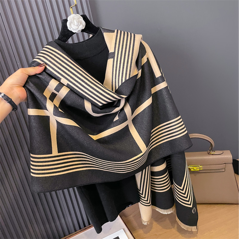 Picture of Autumn and Winter Women's Scarf Retro European and American Style Color-matching Warm Neck Imitation Cashmere Letter Double-sided Thickened Air Conditioning Shawl