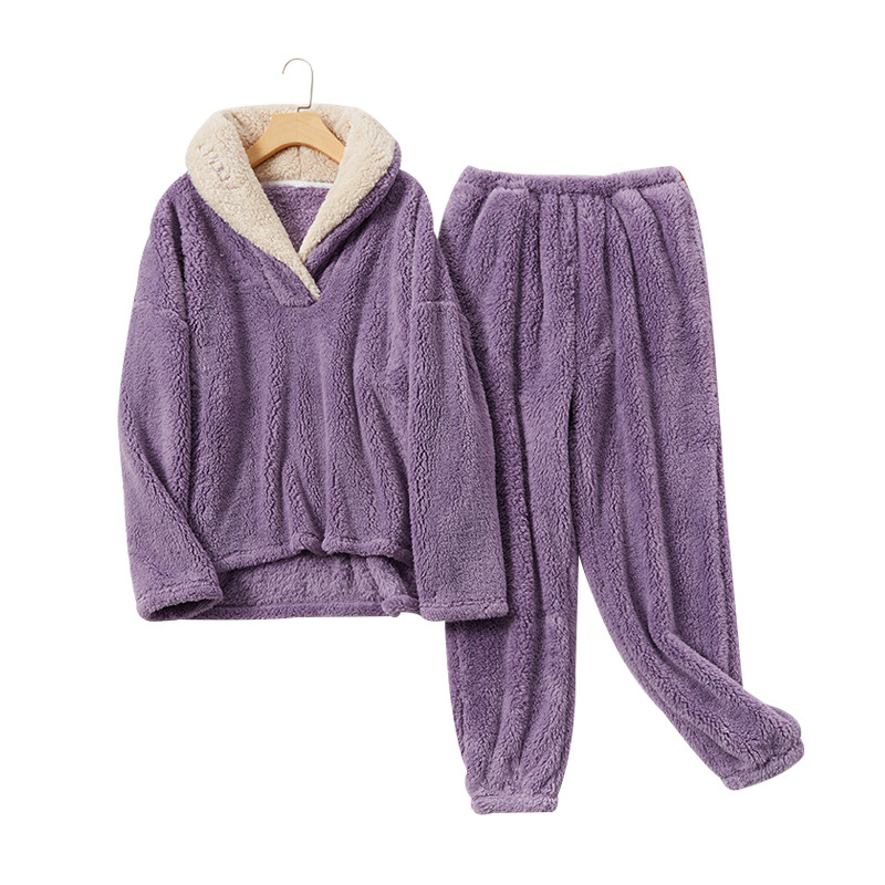 Picture of Cross-border Winter Pajamas Women's Coral Fleece Pajamas Thickened plus size Home Clothes Women's Lapel Loose Women's Pajamas suit