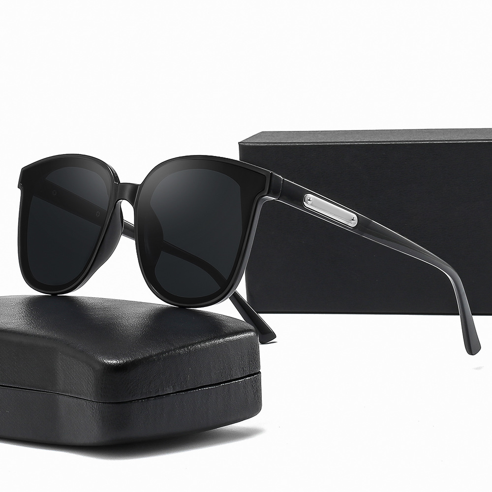 Picture of Hot-Selling New Gm Sunglasses for Women, High-End, Anti-Uv, Big Face, Slimming Look Sunglasses, Men's Driving Polarized Glasses
