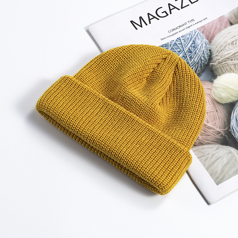 Picture of Melon Skin Hat Men's Korean Style Trendyy Autumn and Winter Woolen Hat Student Fashion Cuffed Yuppie Cold Hat Women's Brimless Knitted Hat
