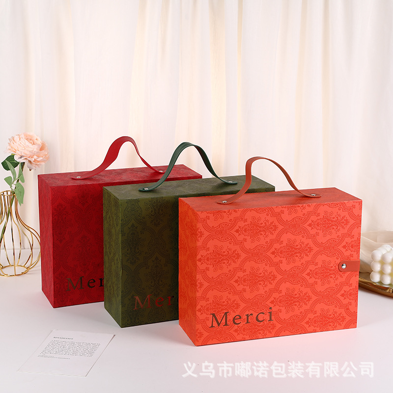 Creative Wedding Accompanying Gift Box Red Candy Box Large Rectangular Portable Box Birthday Gift Packaging Box Empty Box