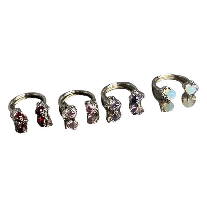 Dragon Claw four claw Opal titanium steel lip ring cute niche ins puncture jewelry Yiwu cross-border European and American Wholesale
