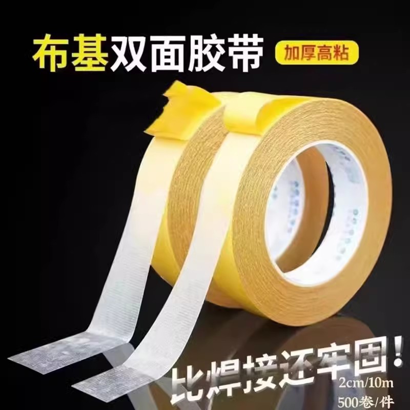 Picture of Valentine's Day Small Fragrant Style Flower bouquet Stereotypes Round bouquet Lined with cardboard Quick Flower Artifact Flower Packaging Material