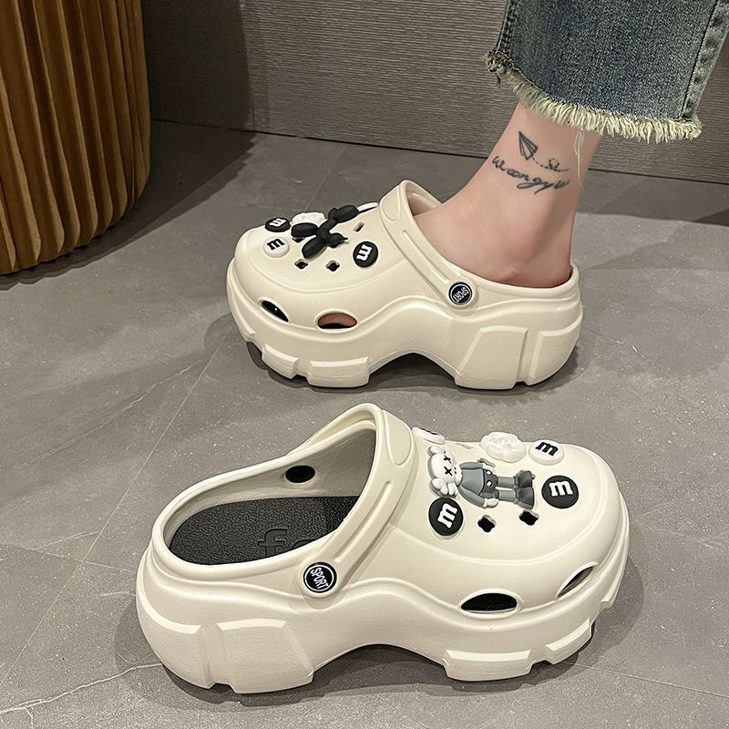 Picture of Baotou EVA hole shoes in 2025 new fashion and versatility student comfortable and casual two-wear non-slip slippers for women's summer