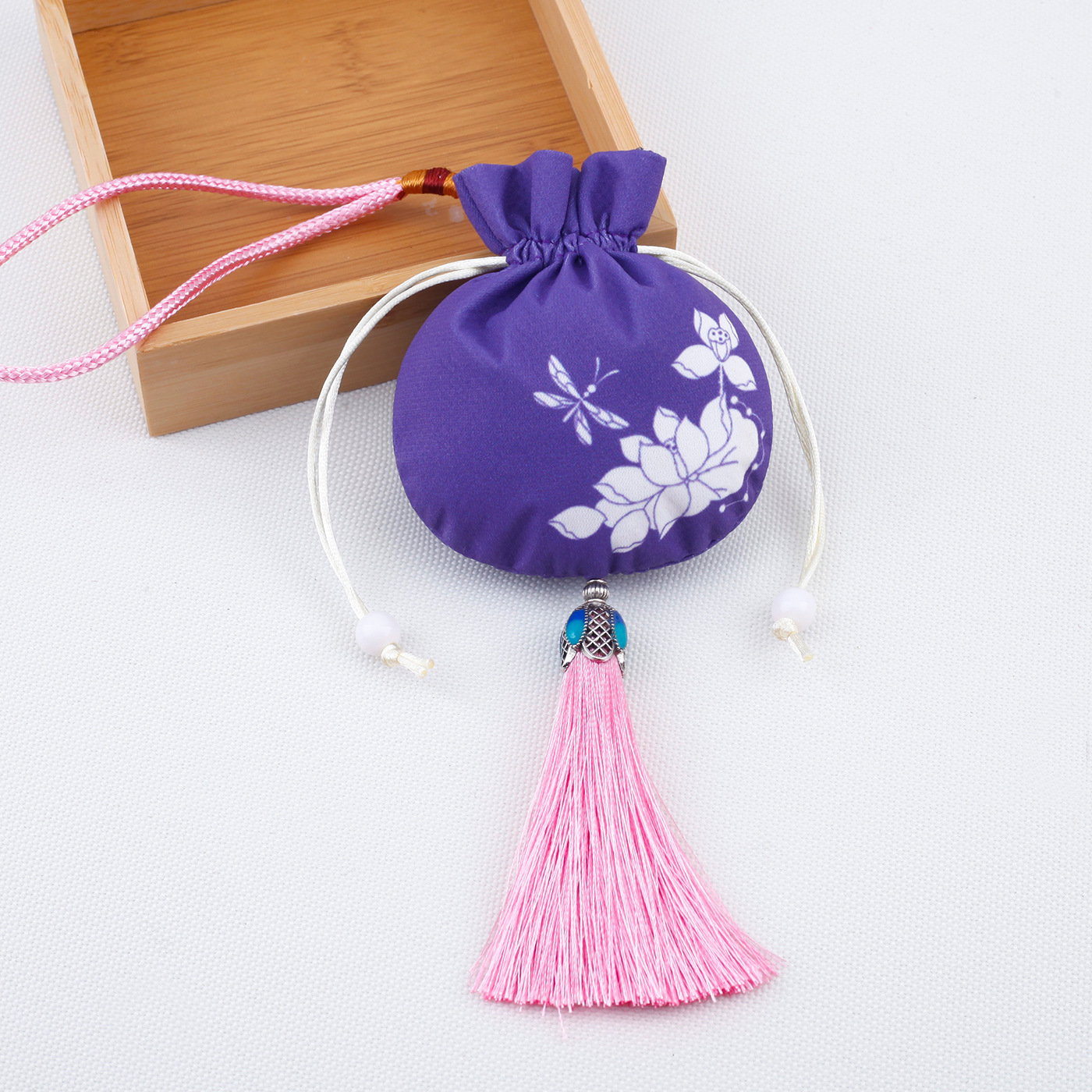 Picture of Qinggeng Dragon Boat Festival sachet empty bag antique embroidery printing purse portable decorative pendant sachet Hanfu sachet