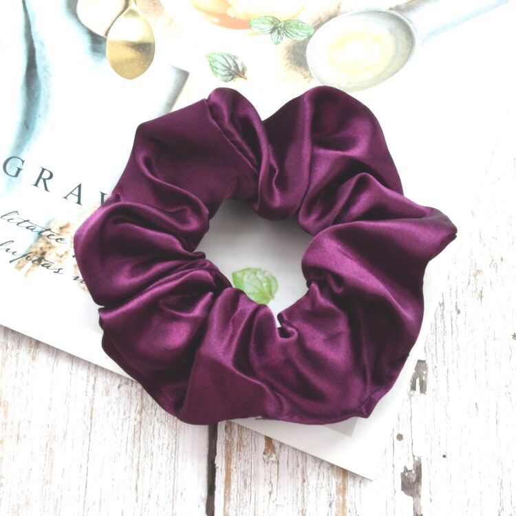 Picture of Cross-Border Amazon Satin Fabric Satin Scrunchie for Women, High-End Bun Hair Tie
