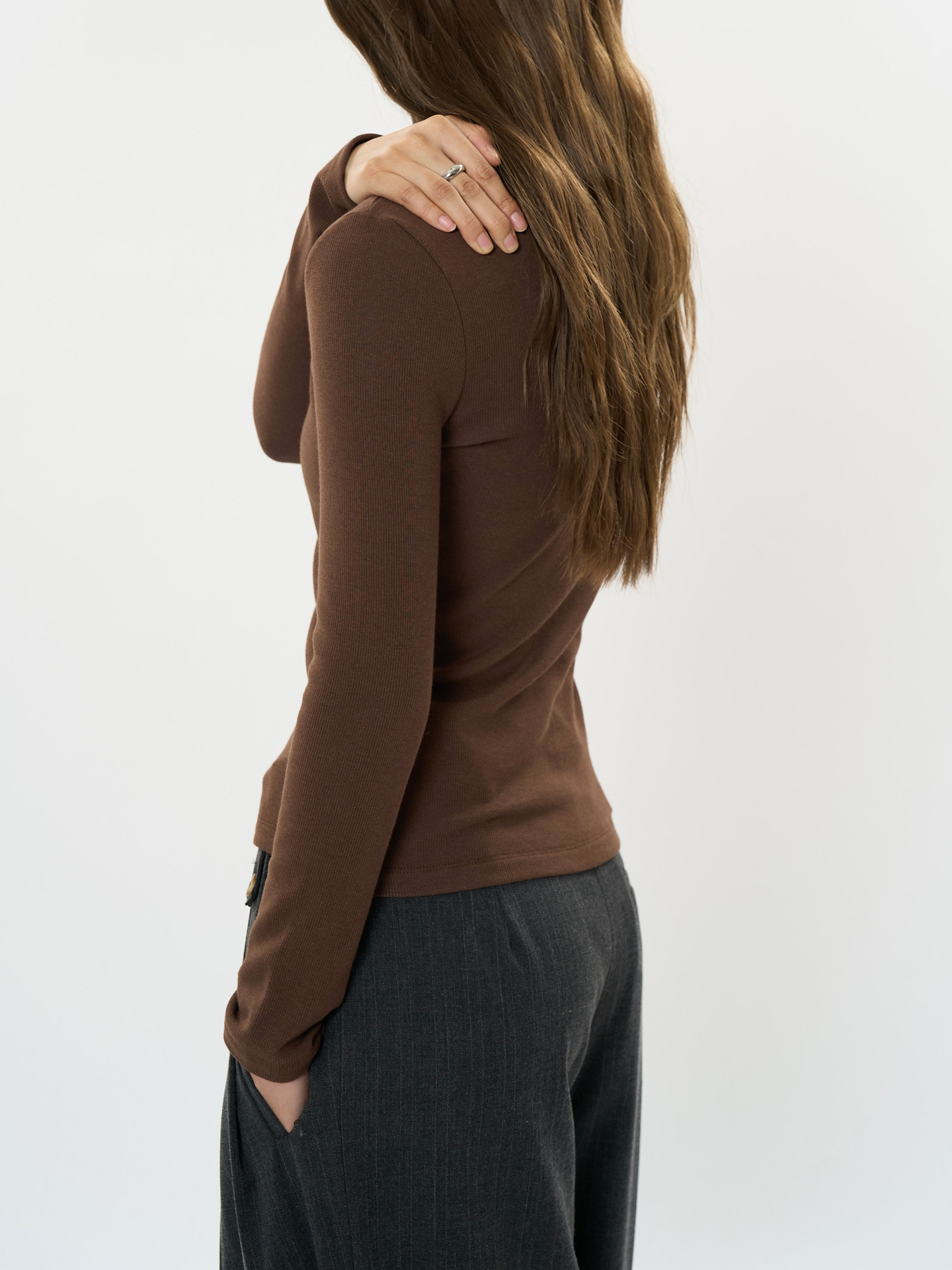Picture of Lou Fu Winter New Korean Style Simple Fashionable High Neck fleece-lined Base T-Shirt Lightweight Warm Slim-fit Slim-fit Women's Top