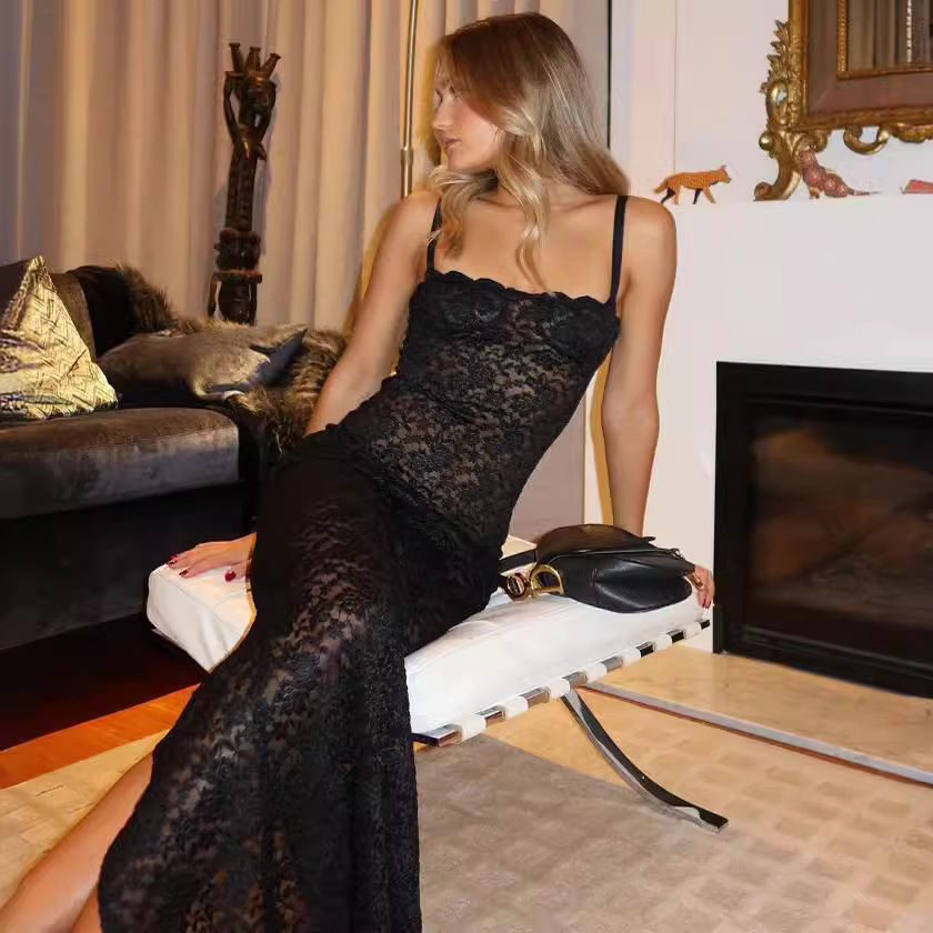 2024 European and American summer new cross-border women's fashion off-neck sexy perspective lace slim dress dress