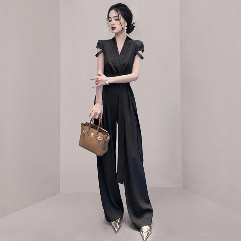 Picture of Celebrity V Neck Waist-Cinching, Capable and Noble Wide-Leg Pants, Cross-Border Women's Summer New Style Slimming Look Wide-Leg Jumpsuits