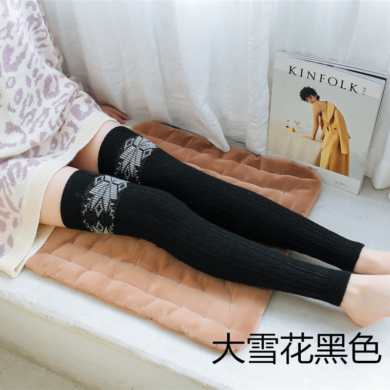 Picture of Factory wholesale Japanese women's knee pads warm long tube pile socks autumn and winter mixed rabbit wool long leg knee socks