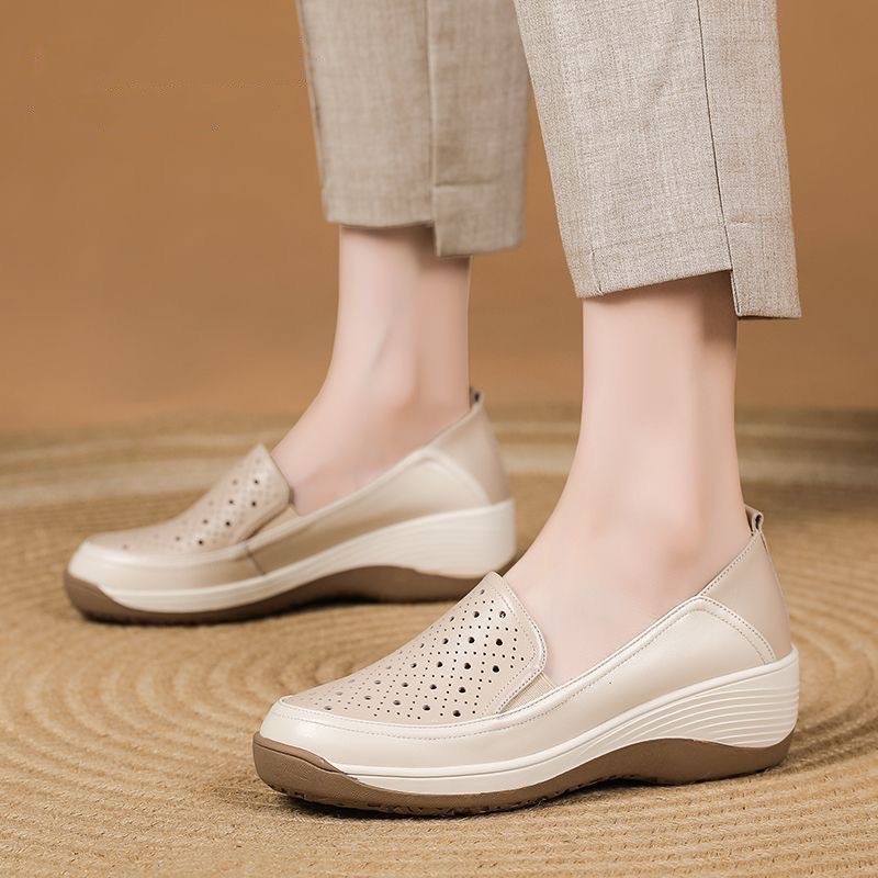 Genuine Genuine Leather Thick-Soled Women's Shoes 2025 New Super Soft Middle-Aged and Elderly Shoes Soft Leather Soft Sole Cut Out Mother's Shoes Flats