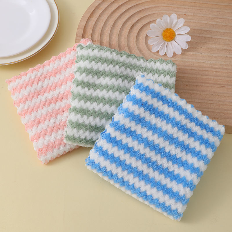Picture of Factory wholesale cationic coral fleece dish towel kitchen cleaning lazy rag wave pattern non-stick oil scouring pad