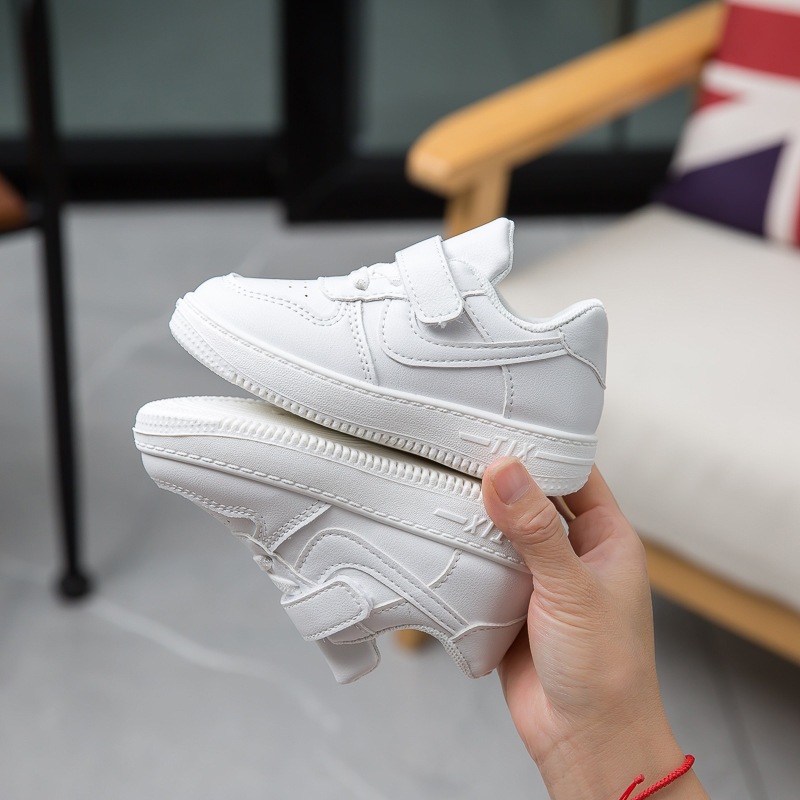 Picture of Spring and Autumn Ultra Light Solid Sole Children's Sneakers Board Shoes Baby Girl's Velcro Shoes Boy's Sneakers Academy Style White Shoes
